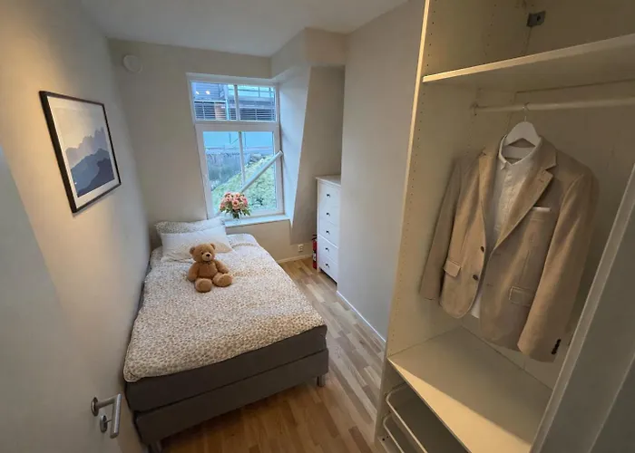 In And Pet Friendly *